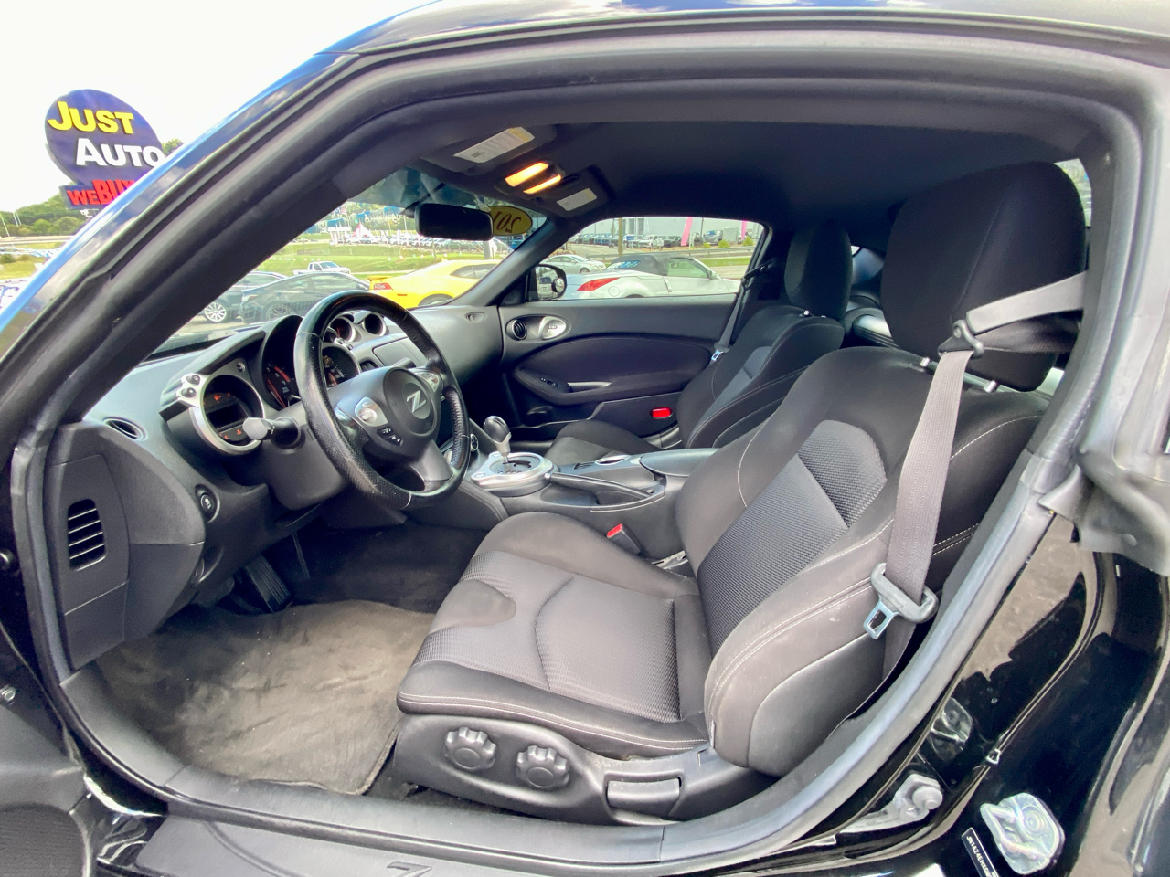 2016 Nissan 370Z photo 4