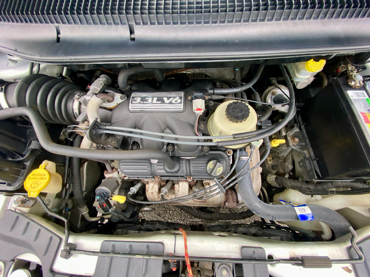 Chrysler Town & Country 4dr SWB FWD 2005 Chrysler Town & Country 4dr SWB FWD 2005