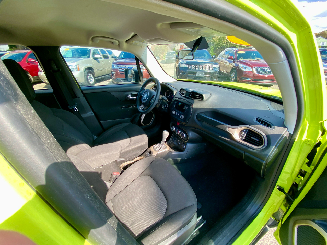 Jeep Renegade Sport FWD *Ltd Avail* 2017 Jeep Renegade Sport FWD *Ltd Avail* 2017