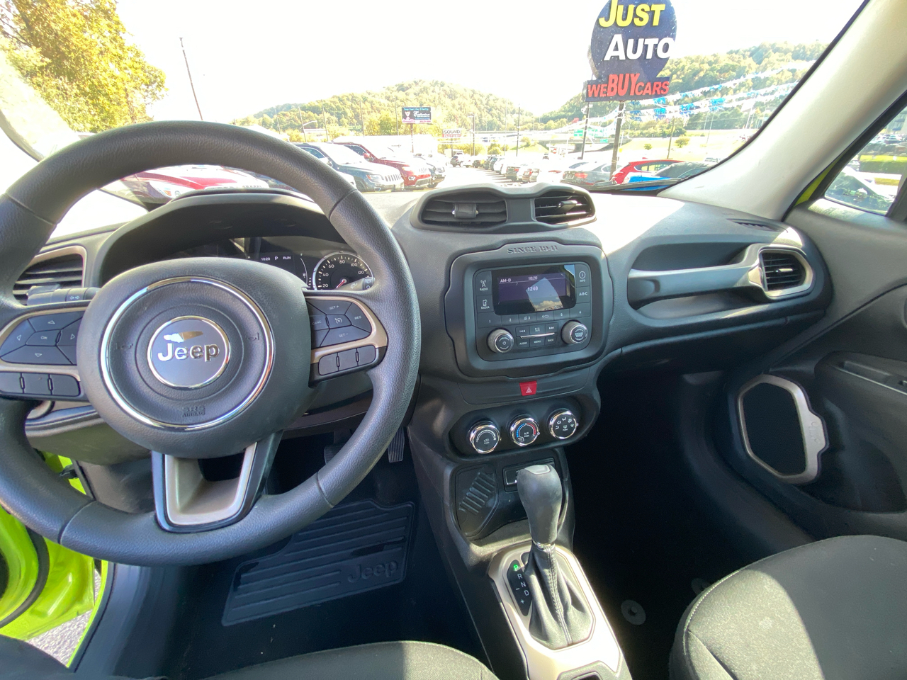 Jeep Renegade Sport FWD *Ltd Avail* 2017 Jeep Renegade Sport FWD *Ltd Avail* 2017