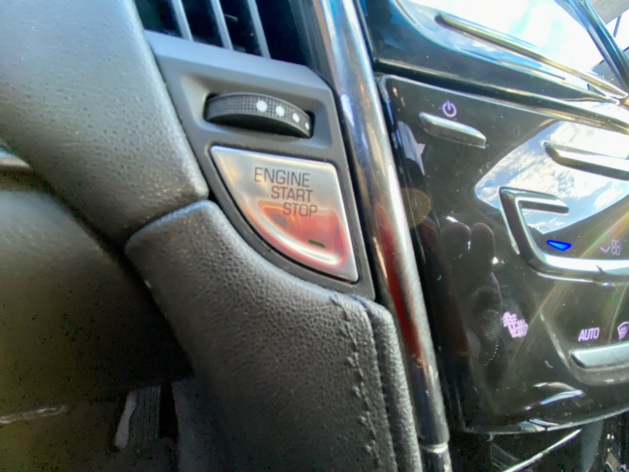 Cadillac ATS Sedan 4dr Sdn 2.0L AWD 2018