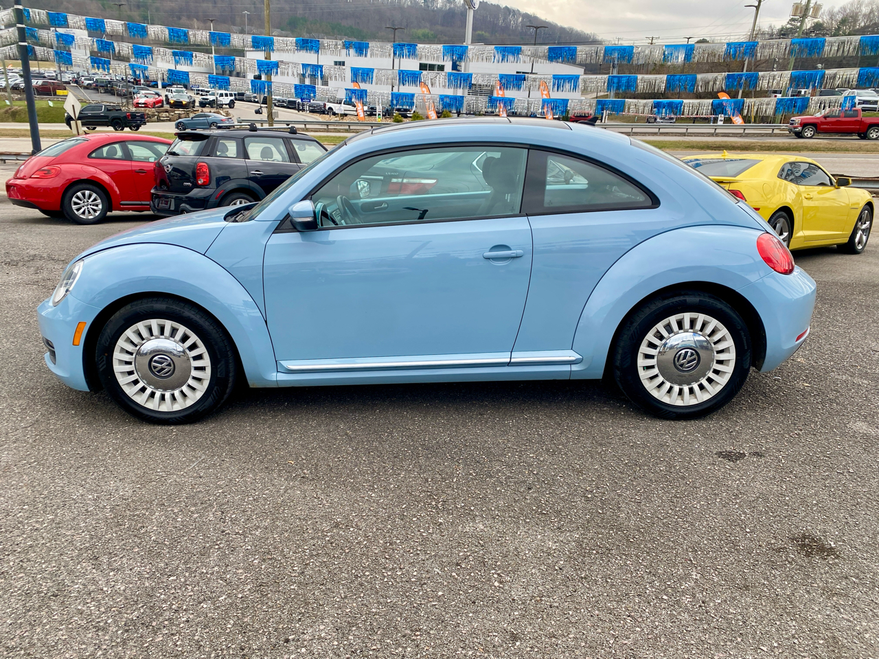 Volkswagen Beetle Coupe 2dr Auto 2.5L 2013