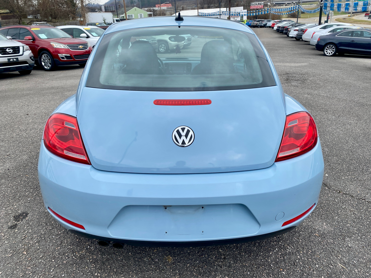 Volkswagen Beetle Coupe 2dr Auto 2.5L 2013