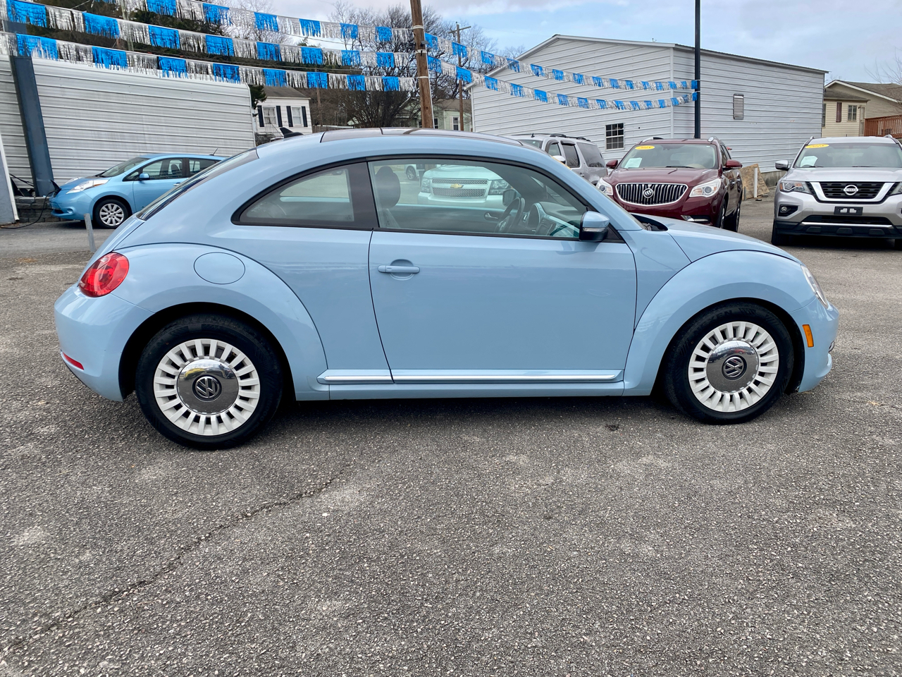 Volkswagen Beetle Coupe 2dr Auto 2.5L 2013