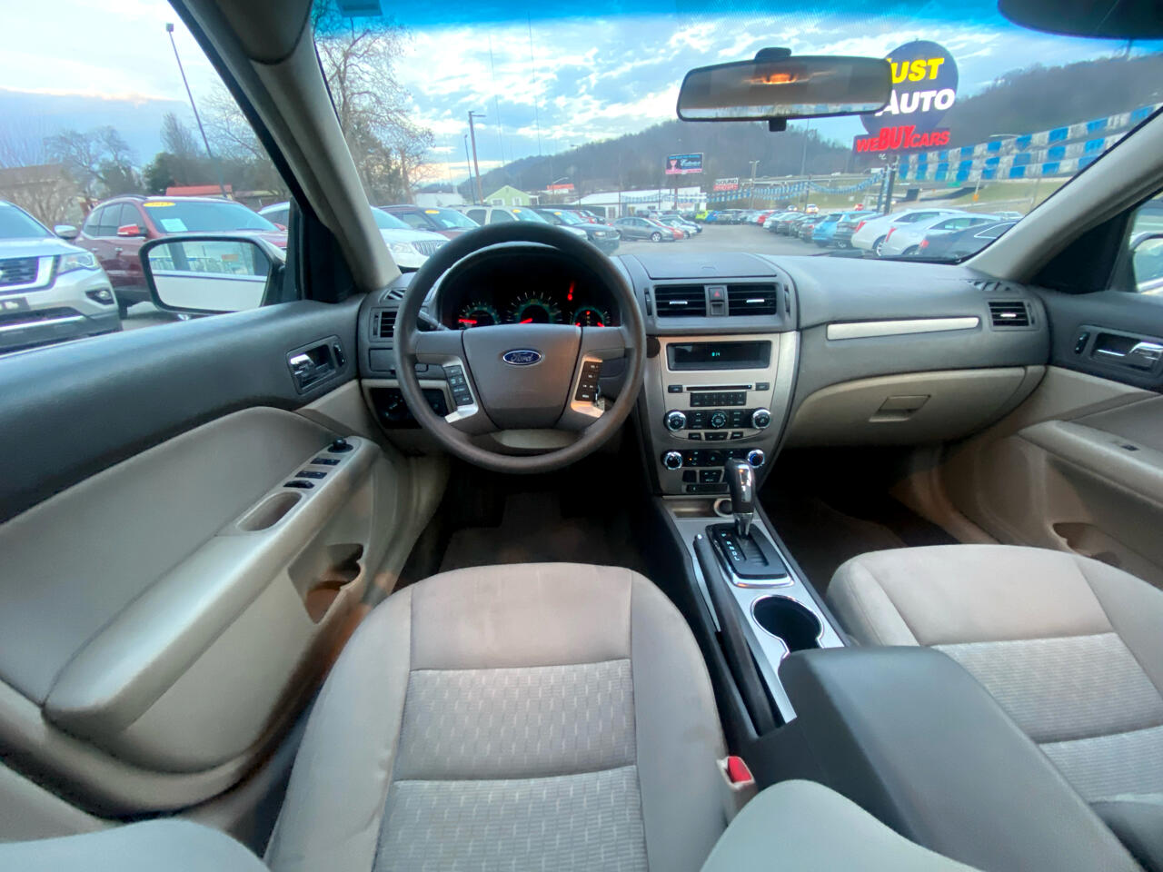 Ford Fusion 4dr Sdn SE FWD 2010