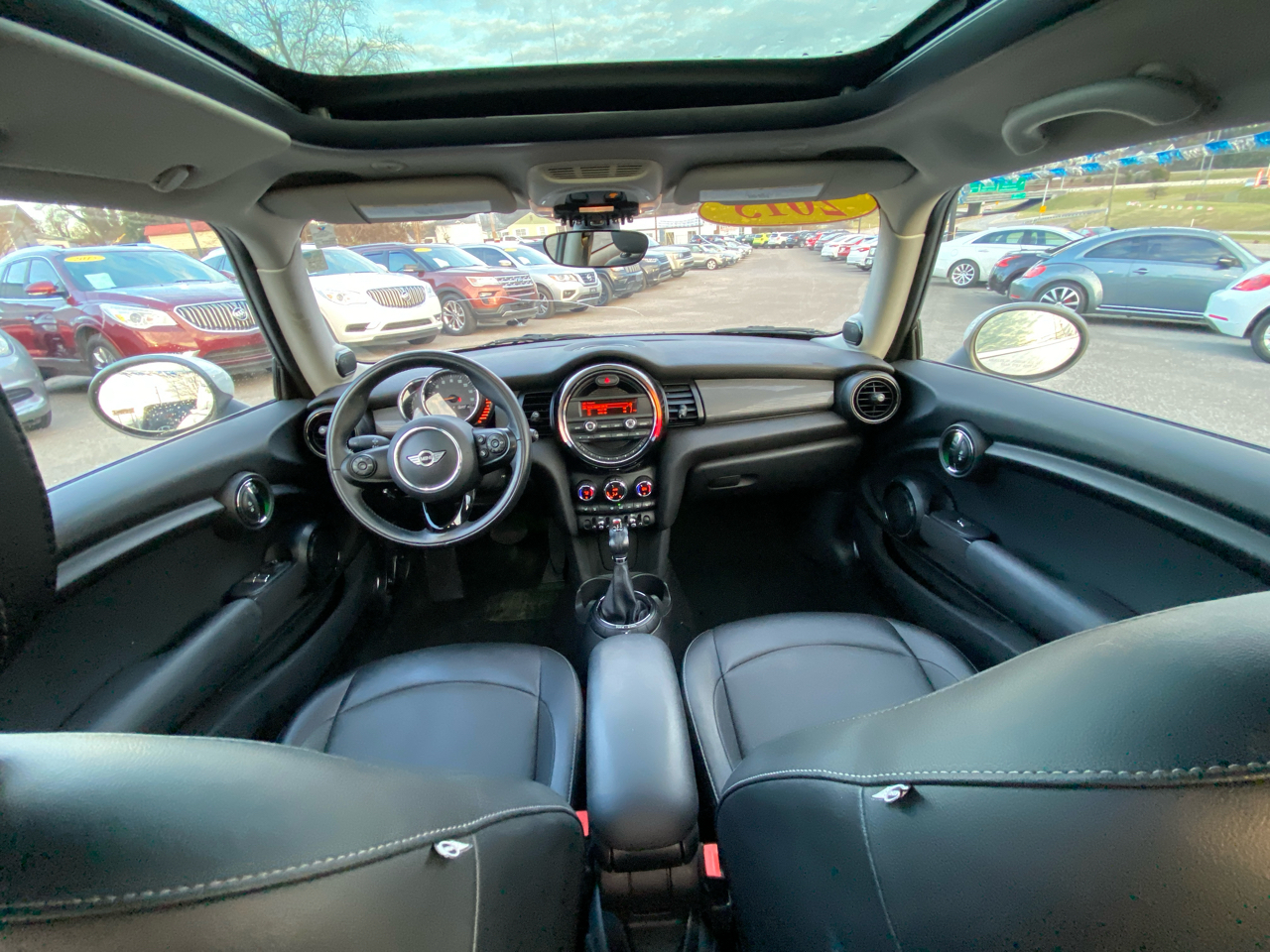 MINI Cooper Hardtop 2dr HB 2015