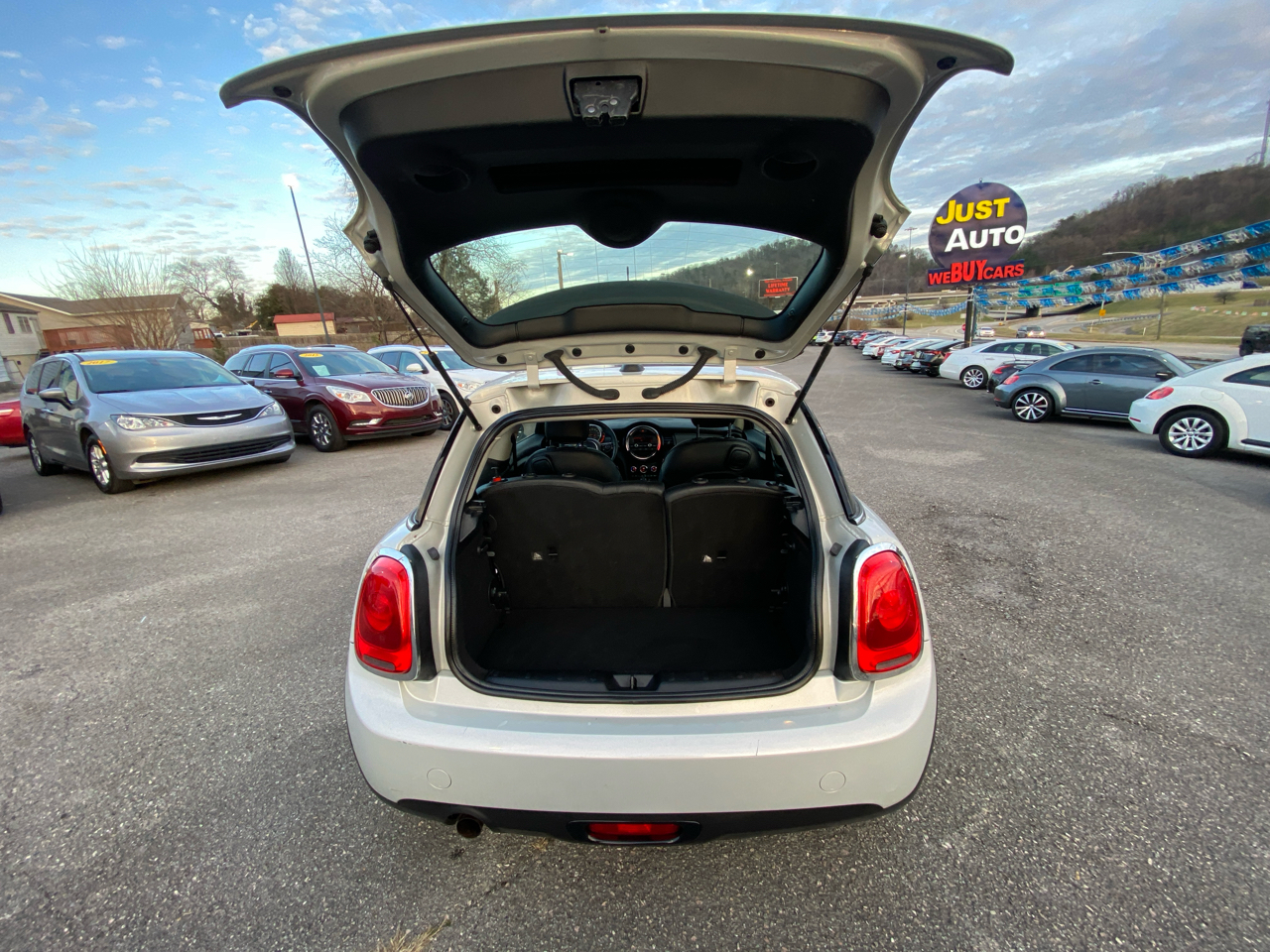 MINI Cooper Hardtop 2dr HB 2015