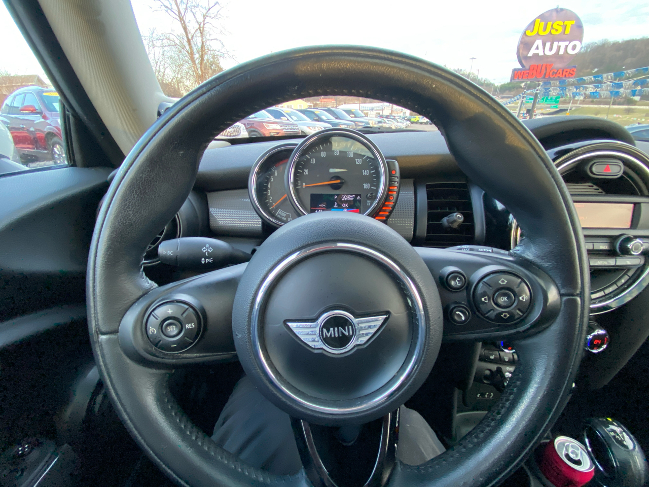 MINI Cooper Hardtop 2dr HB 2015