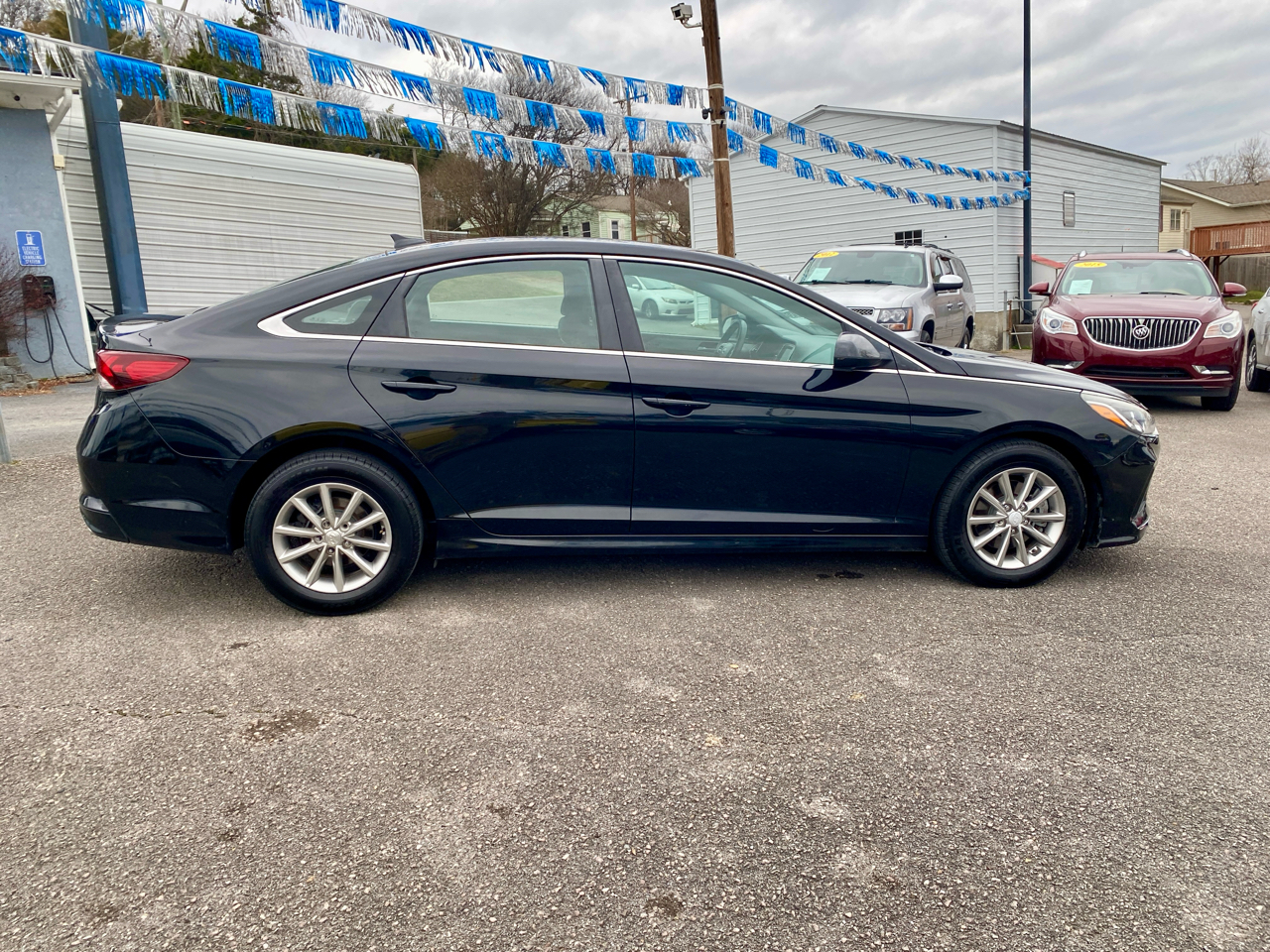 Hyundai Sonata SE 2.4L 2018