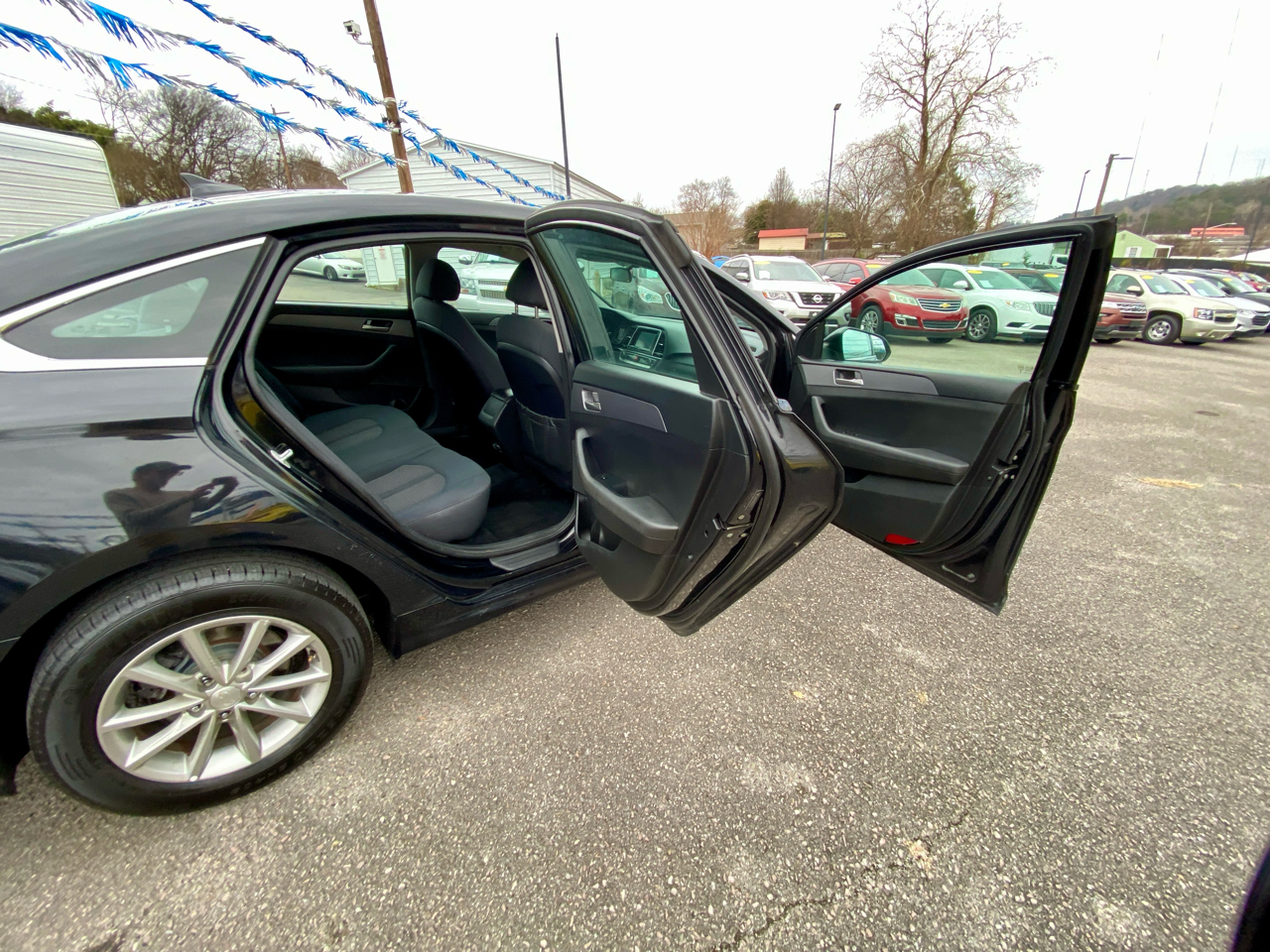 Hyundai Sonata SE 2.4L 2018