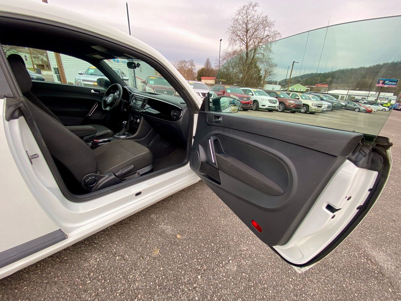 Volkswagen Beetle Coupe 2dr Auto 1.8T Entry PZEV 2014