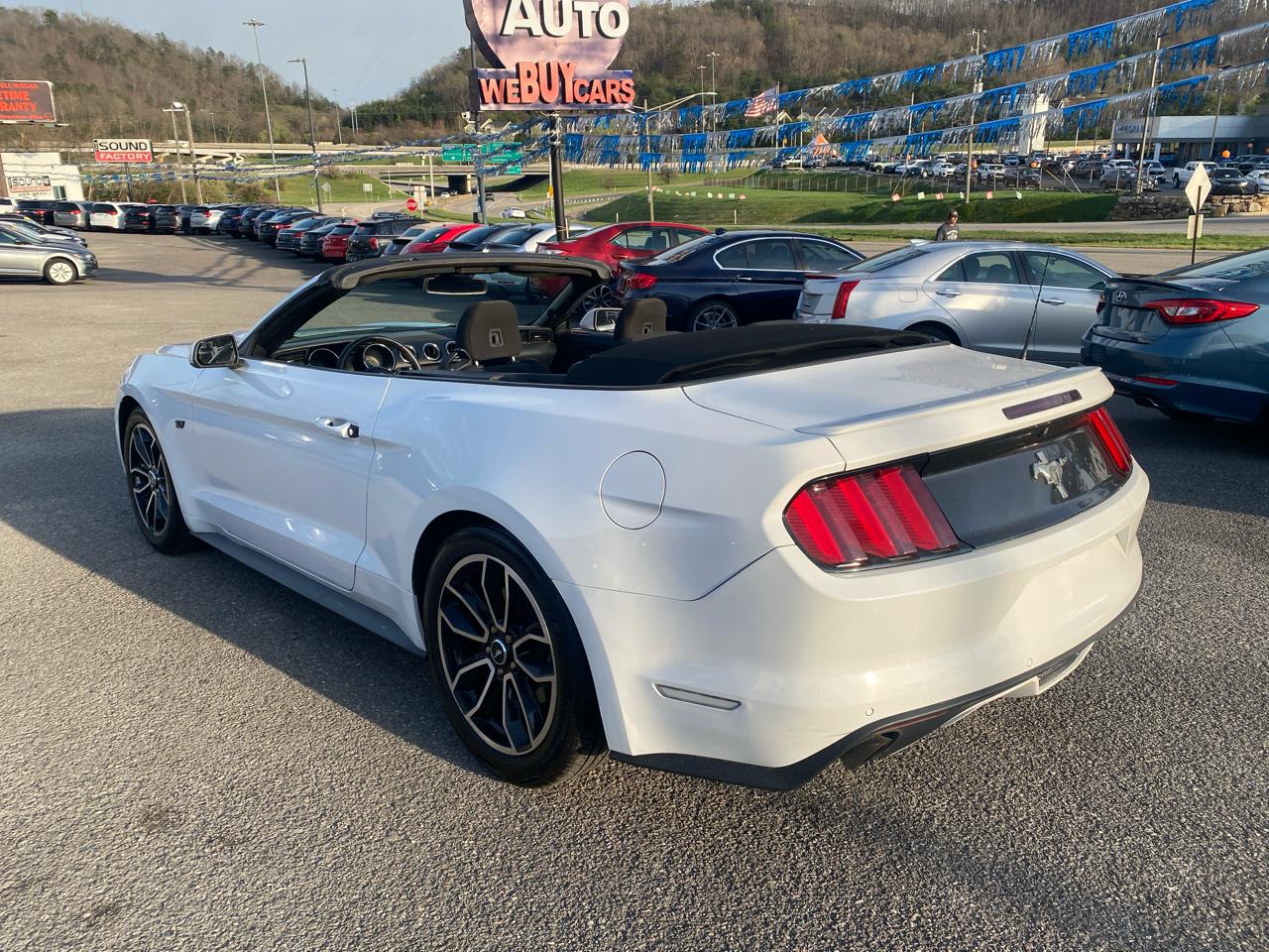 Ford Mustang V6 Convertible 2017