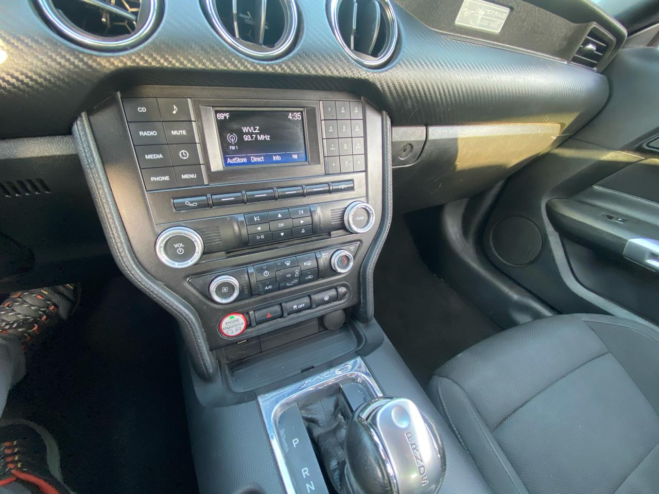 Ford Mustang V6 Convertible 2017