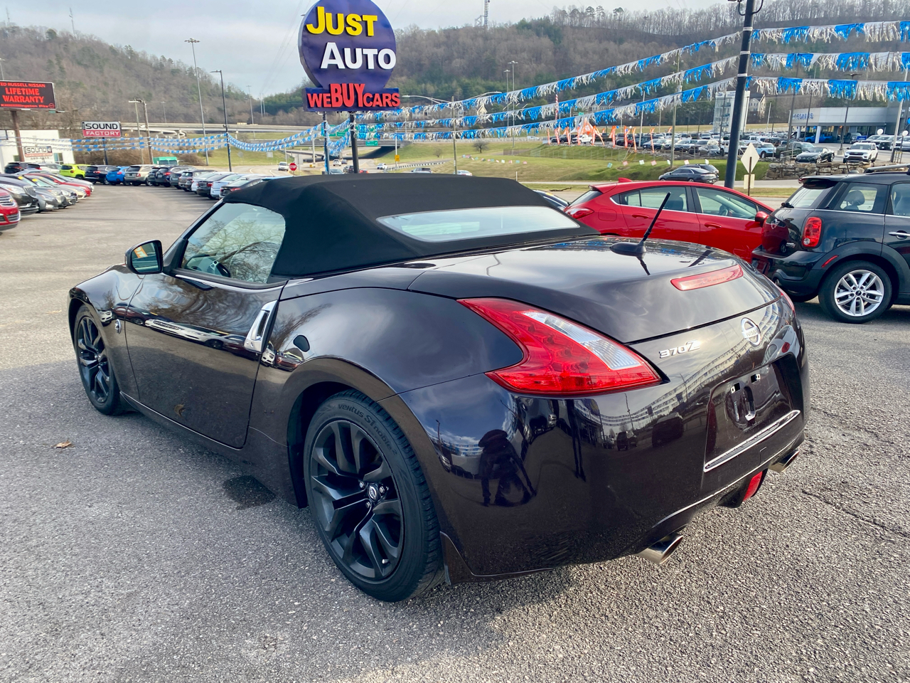 Nissan 370Z 2dr Roadster Auto Touring 2016