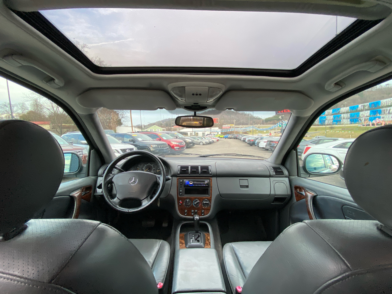 Mercedes-Benz M-Class 4dr AWD 3.2L 1999