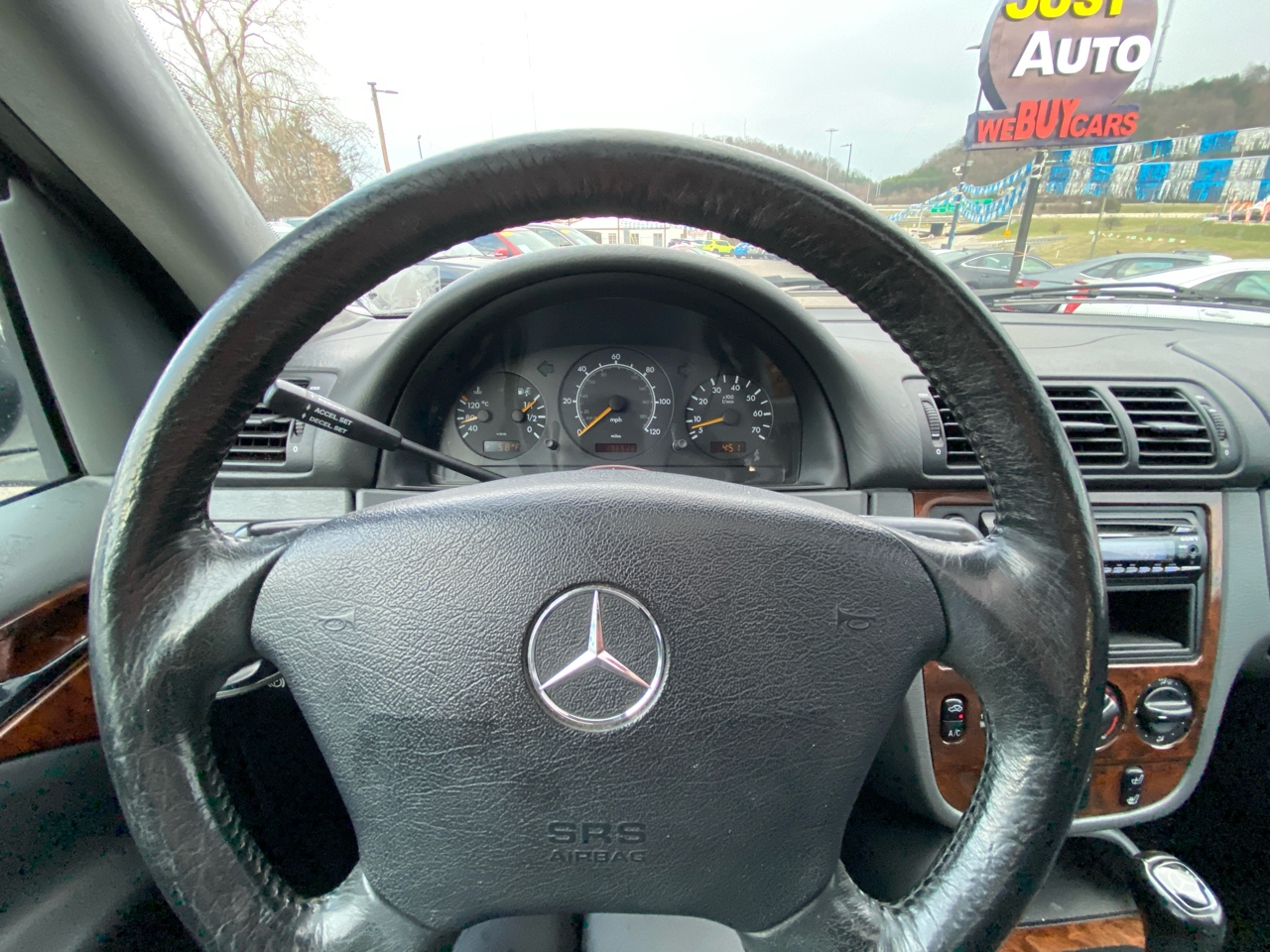 Mercedes-Benz M-Class 4dr AWD 3.2L 1999