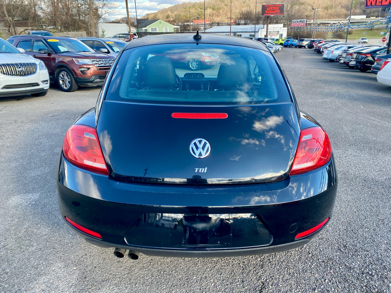 Volkswagen Beetle Coupe 2dr DSG 2.0L TDI 2014