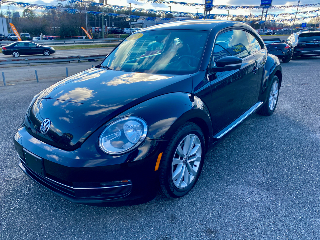 Volkswagen Beetle Coupe 2dr DSG 2.0L TDI 2014