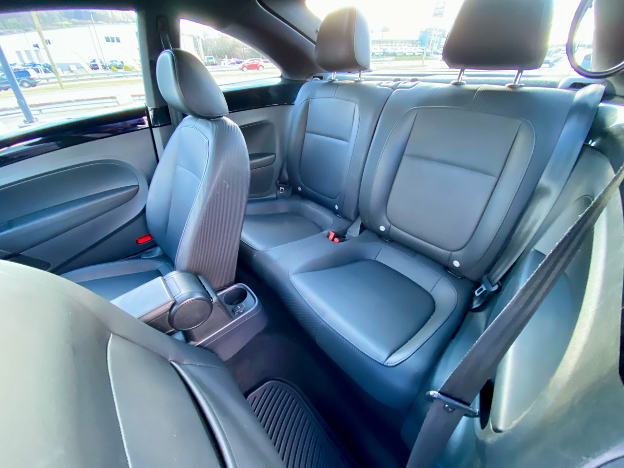 Volkswagen Beetle Coupe 2dr DSG 2.0L TDI 2014