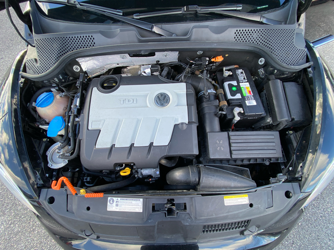 Volkswagen Beetle Coupe 2dr DSG 2.0L TDI 2014