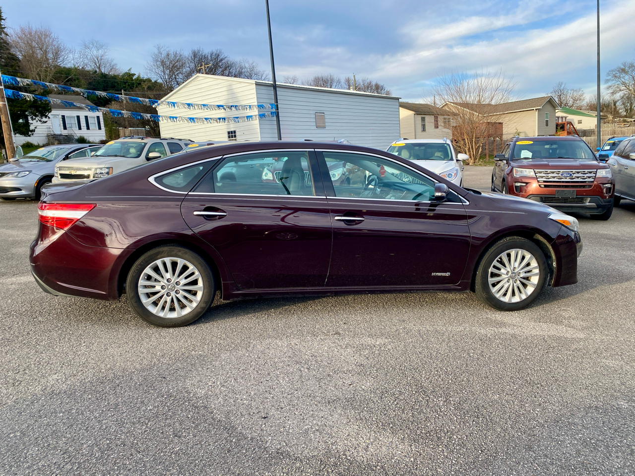 Toyota Avalon Hybrid 4dr Sdn XLE Touring (Natl) 2014