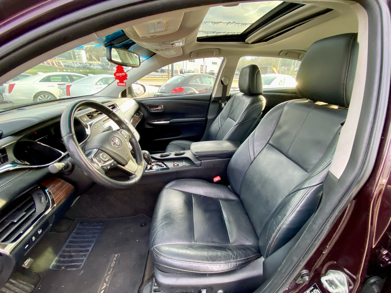 Toyota Avalon Hybrid 4dr Sdn XLE Touring (Natl) 2014