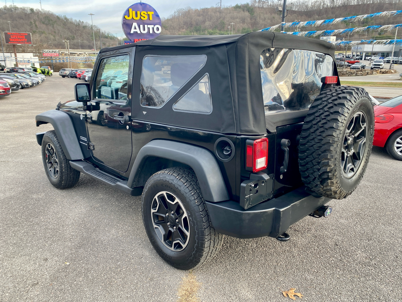 Jeep Wrangler 4WD 2dr Sport 2012