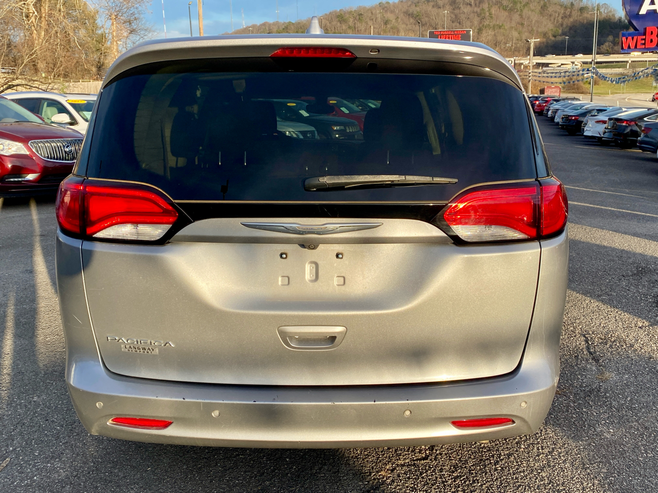 Chrysler Pacifica LX FWD 2017