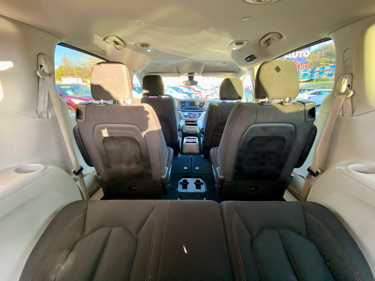 Chrysler Pacifica LX FWD 2017