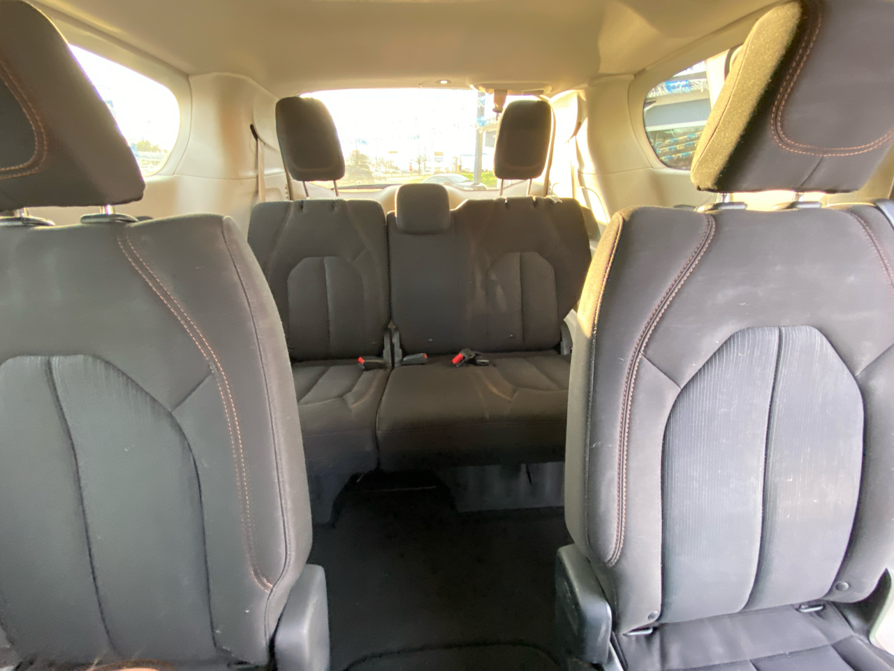 Chrysler Pacifica LX FWD 2017