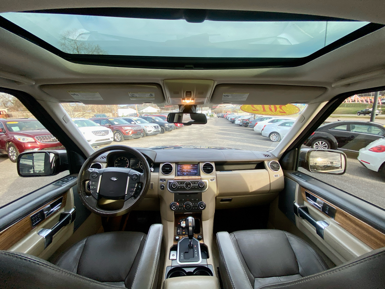 Land Rover LR4 4WD 4dr LUX 2012