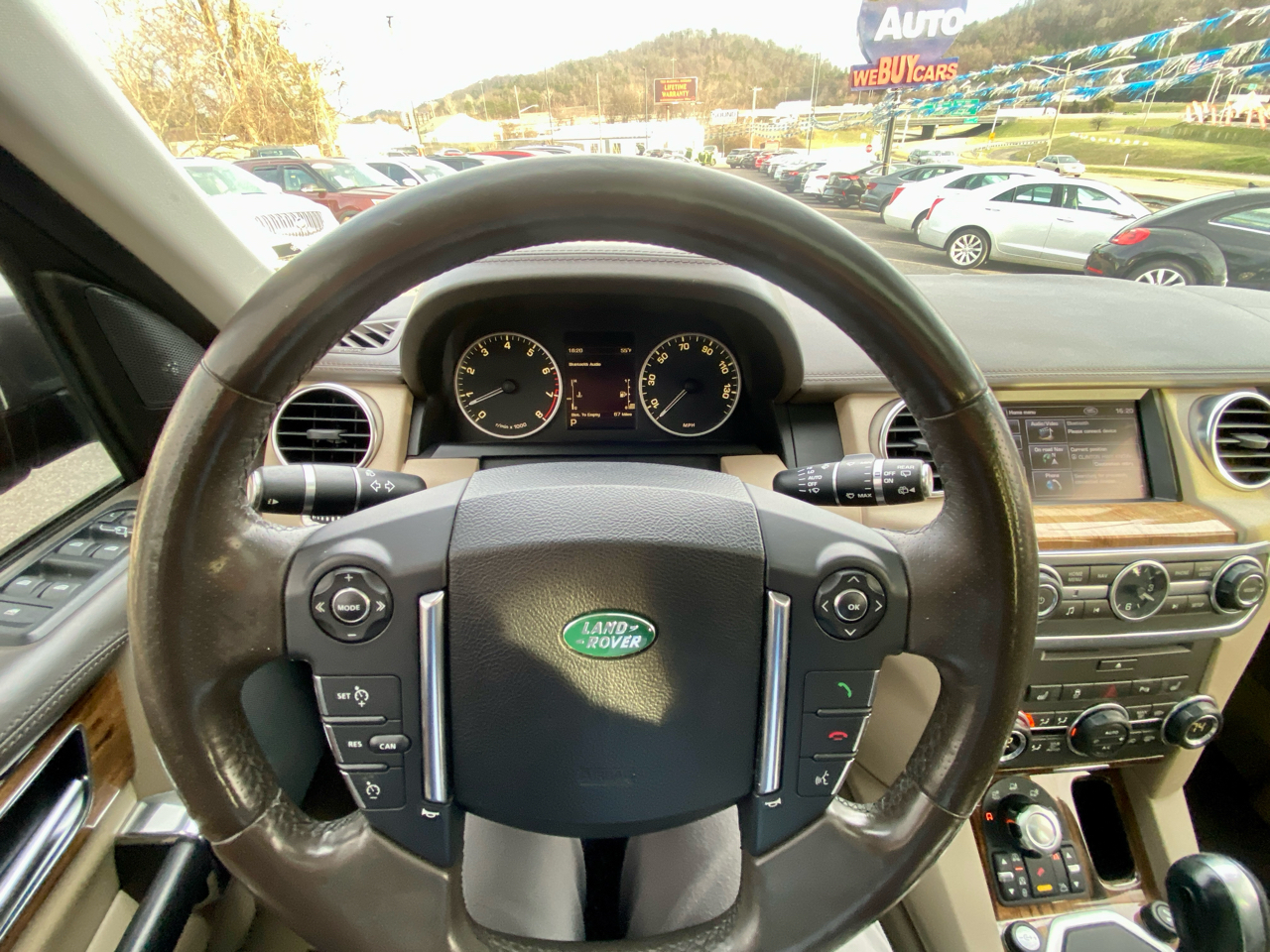 Land Rover LR4 4WD 4dr LUX 2012