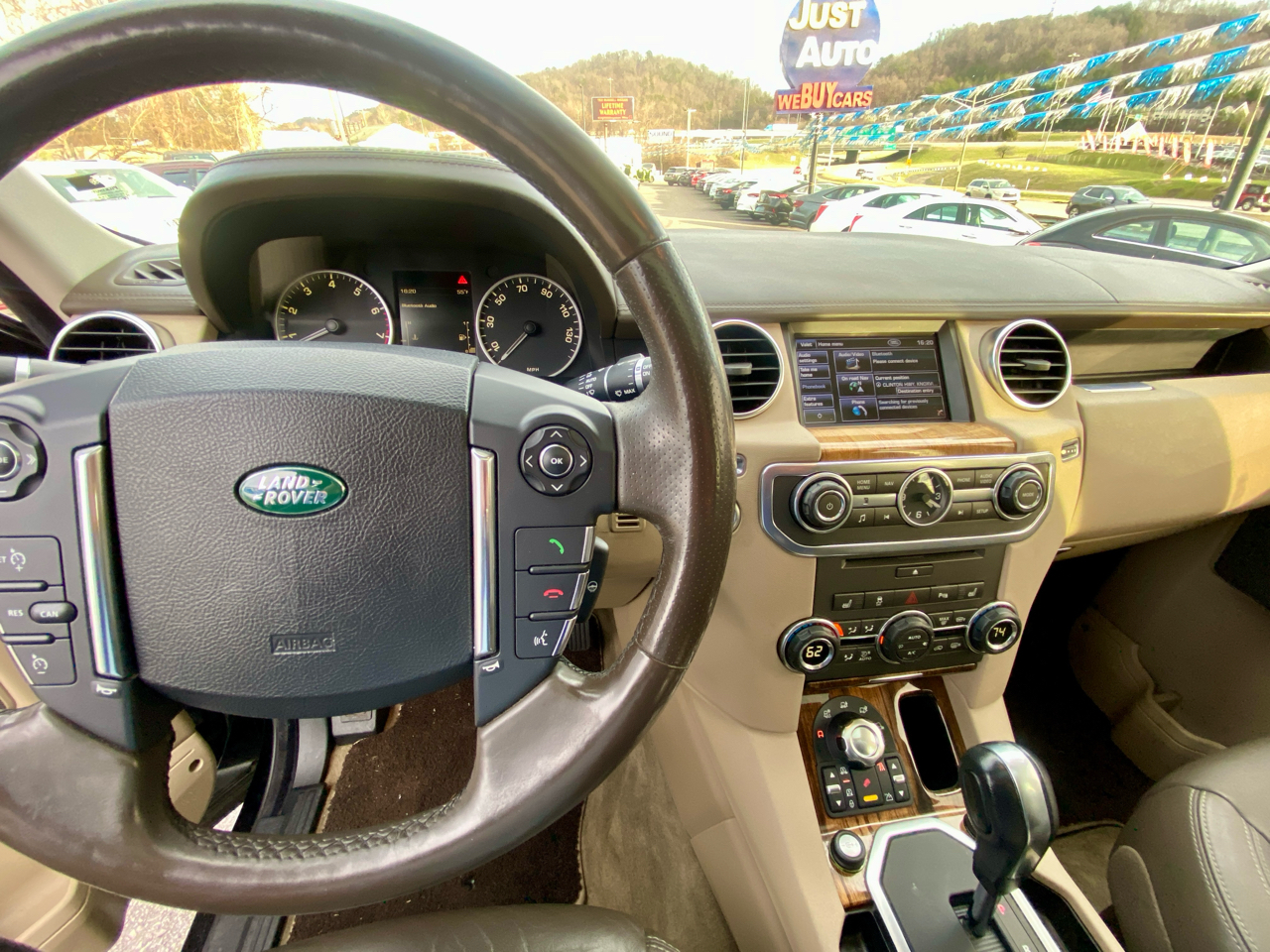 Land Rover LR4 4WD 4dr LUX 2012