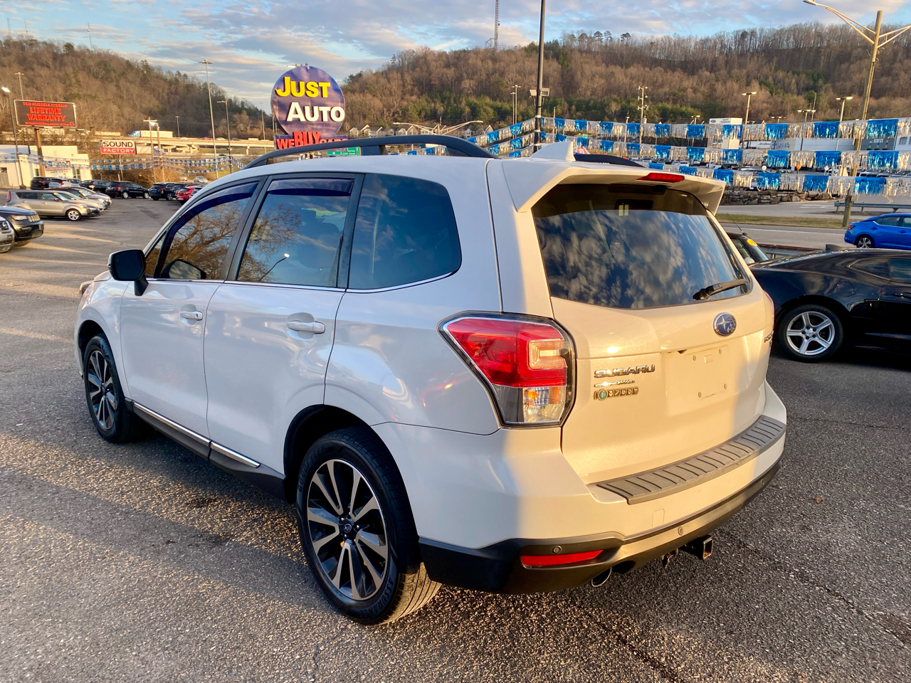 Subaru Forester 2.0XT Touring CVT 2017