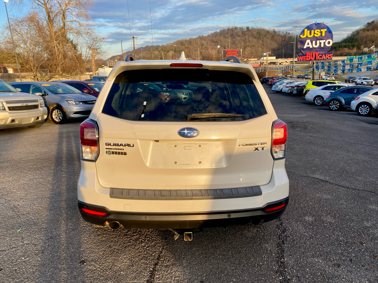 Subaru Forester 2.0XT Touring CVT 2017