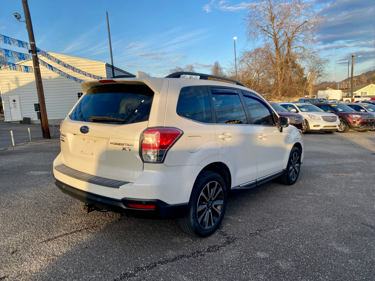 Subaru Forester 2.0XT Touring CVT 2017