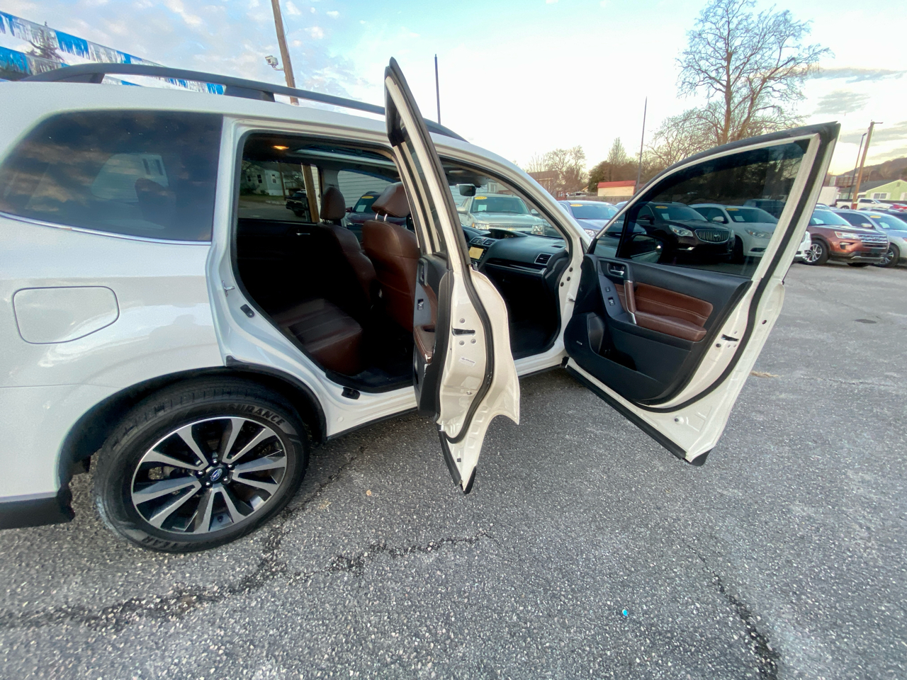 Subaru Forester 2.0XT Touring CVT 2017