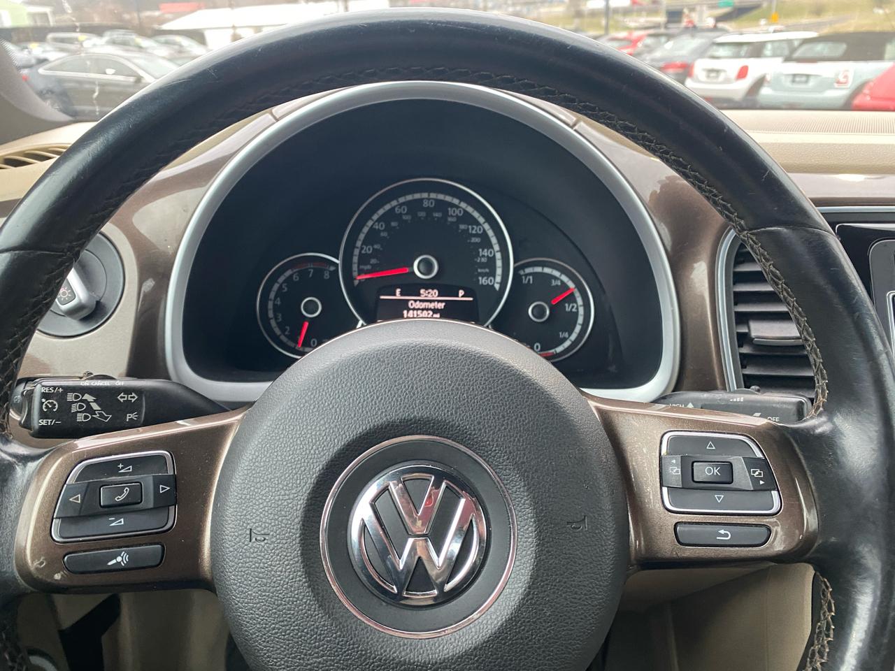 Volkswagen Beetle Coupe 2dr DSG 2.0T Turbo PZEV 2013