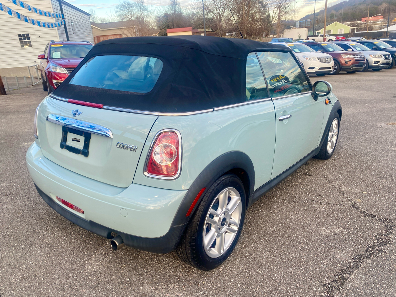MINI Cooper Convertible 2dr 2013