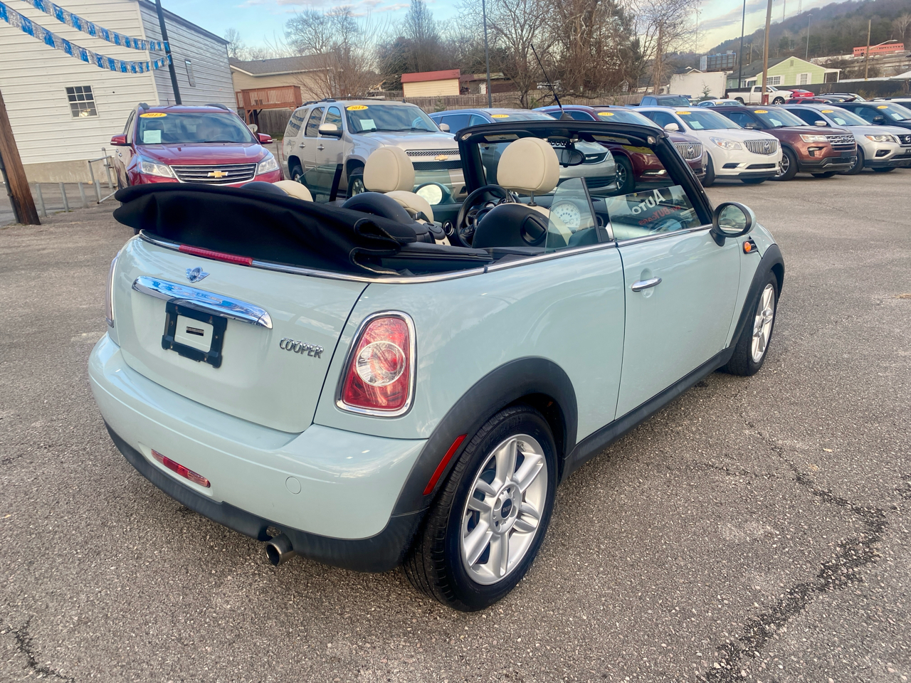 MINI Cooper Convertible 2dr 2013