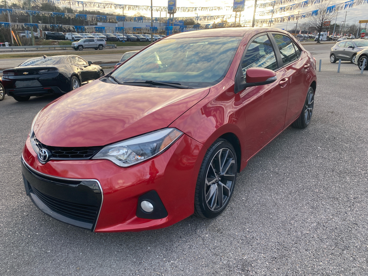 Toyota Corolla 4dr Sdn CVT S Plus (Natl) 2015