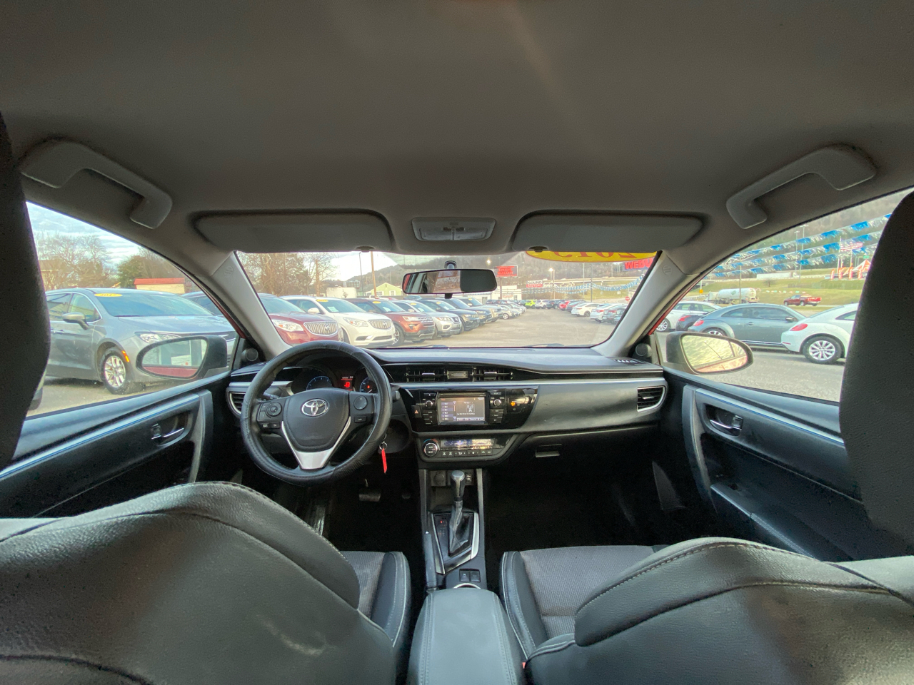 Toyota Corolla 4dr Sdn CVT S Plus (Natl) 2015