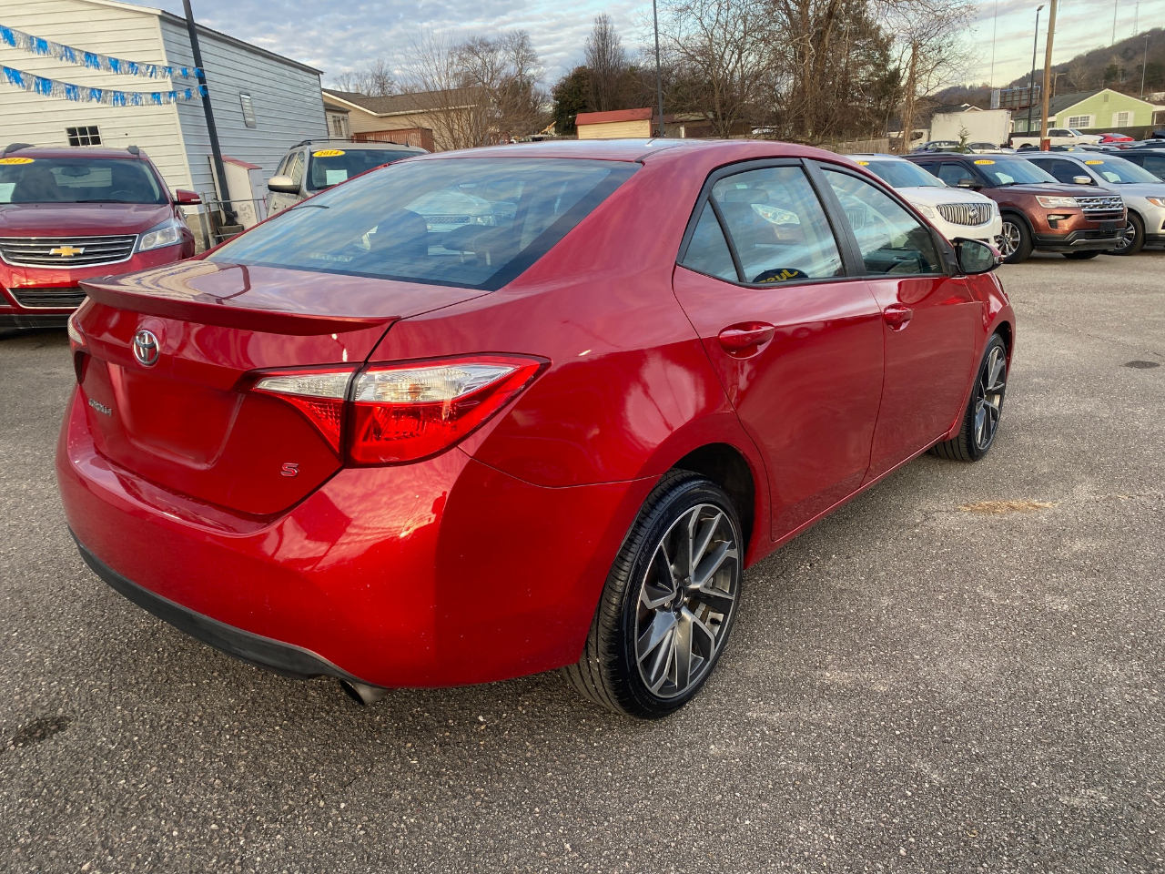 Toyota Corolla 4dr Sdn CVT S Plus (Natl) 2015