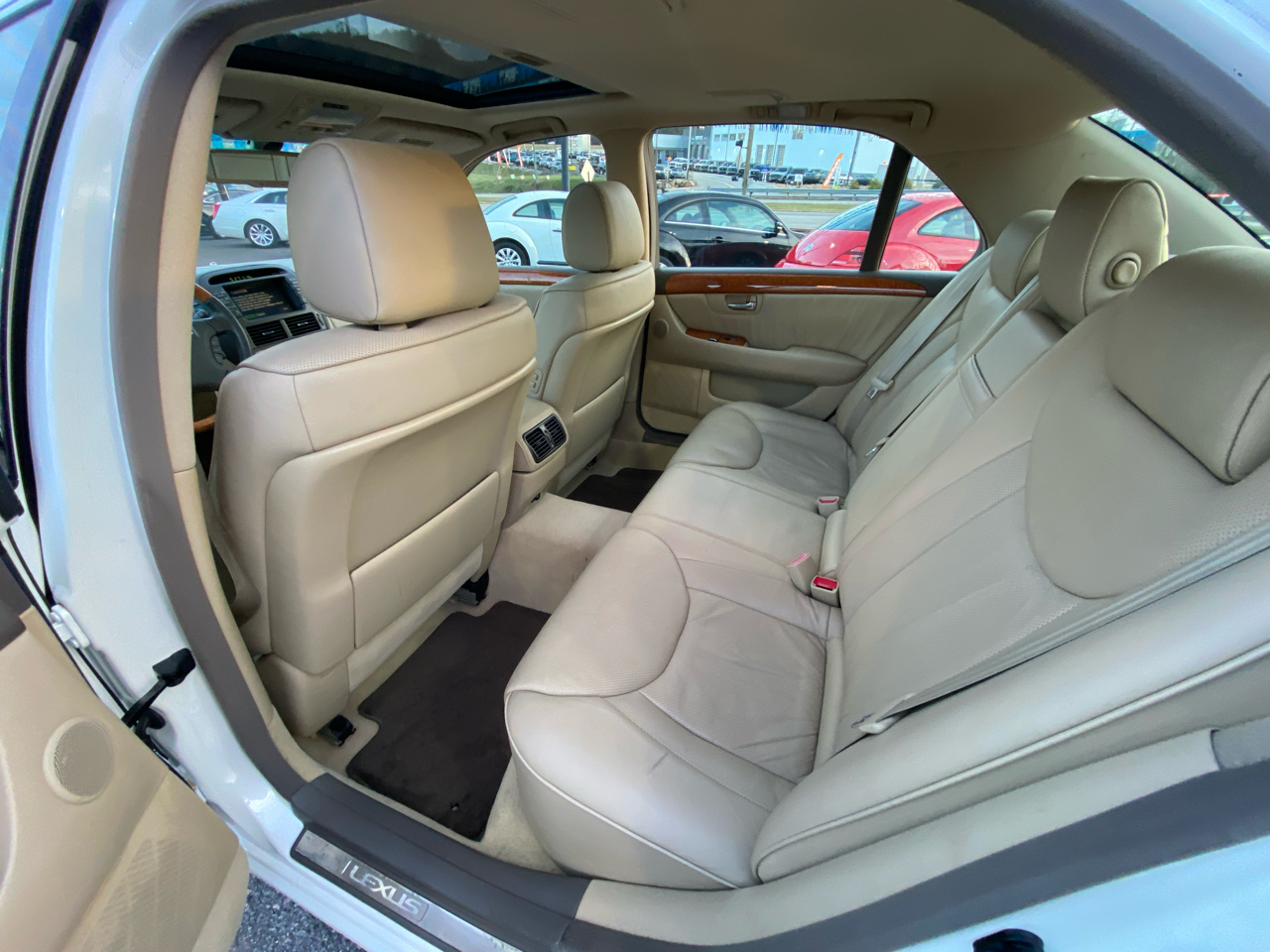 Lexus LS 430 4dr Sdn 2004