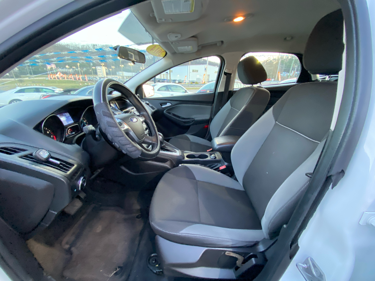 Ford Focus 5dr HB SE 2014