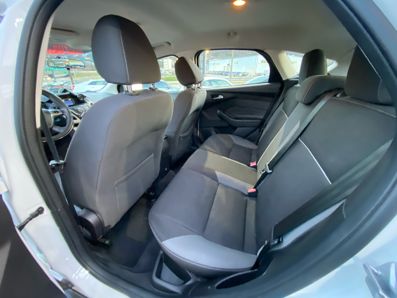 Ford Focus 5dr HB SE 2014