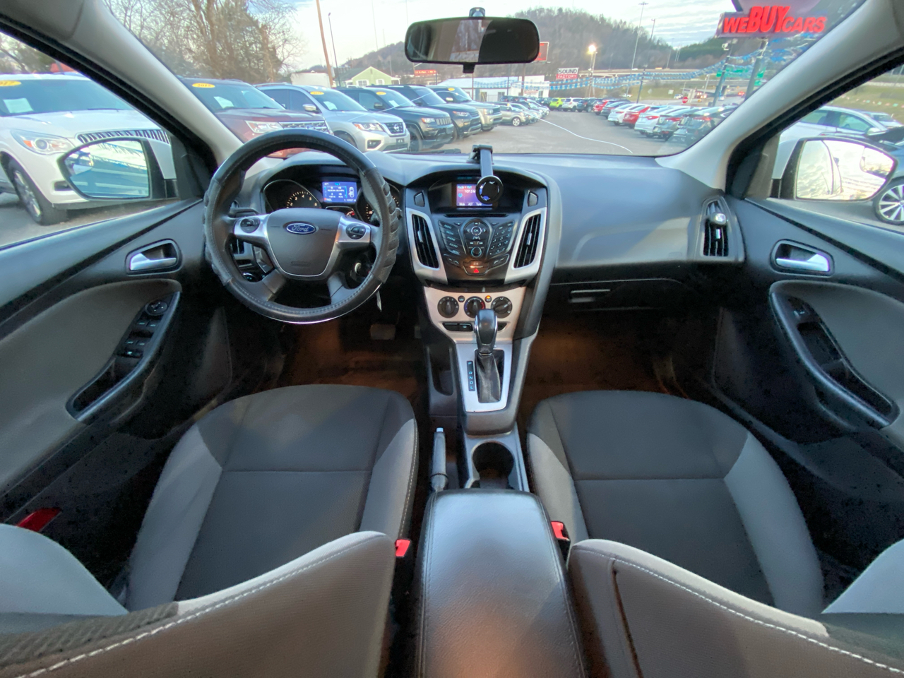 Ford Focus 5dr HB SE 2014