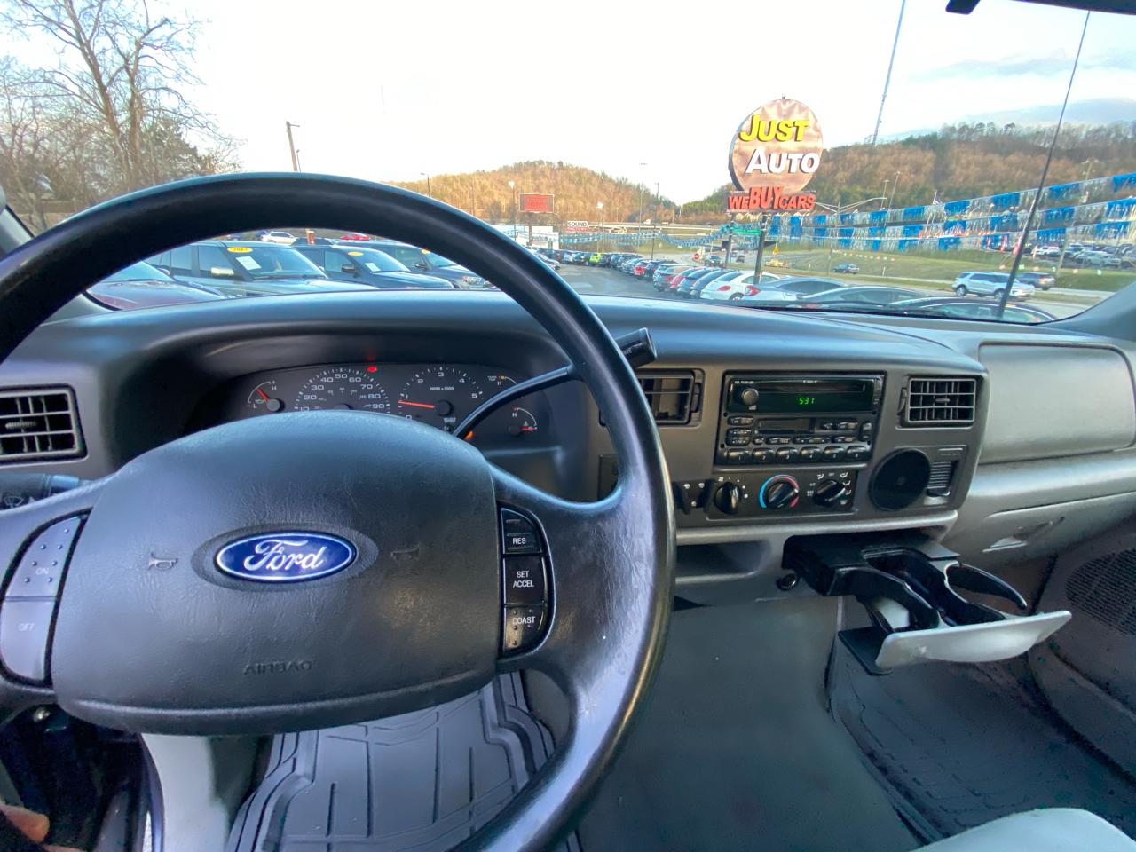 Ford Super Duty F-250 Crew Cab 156" King Ranch 4WD 2003