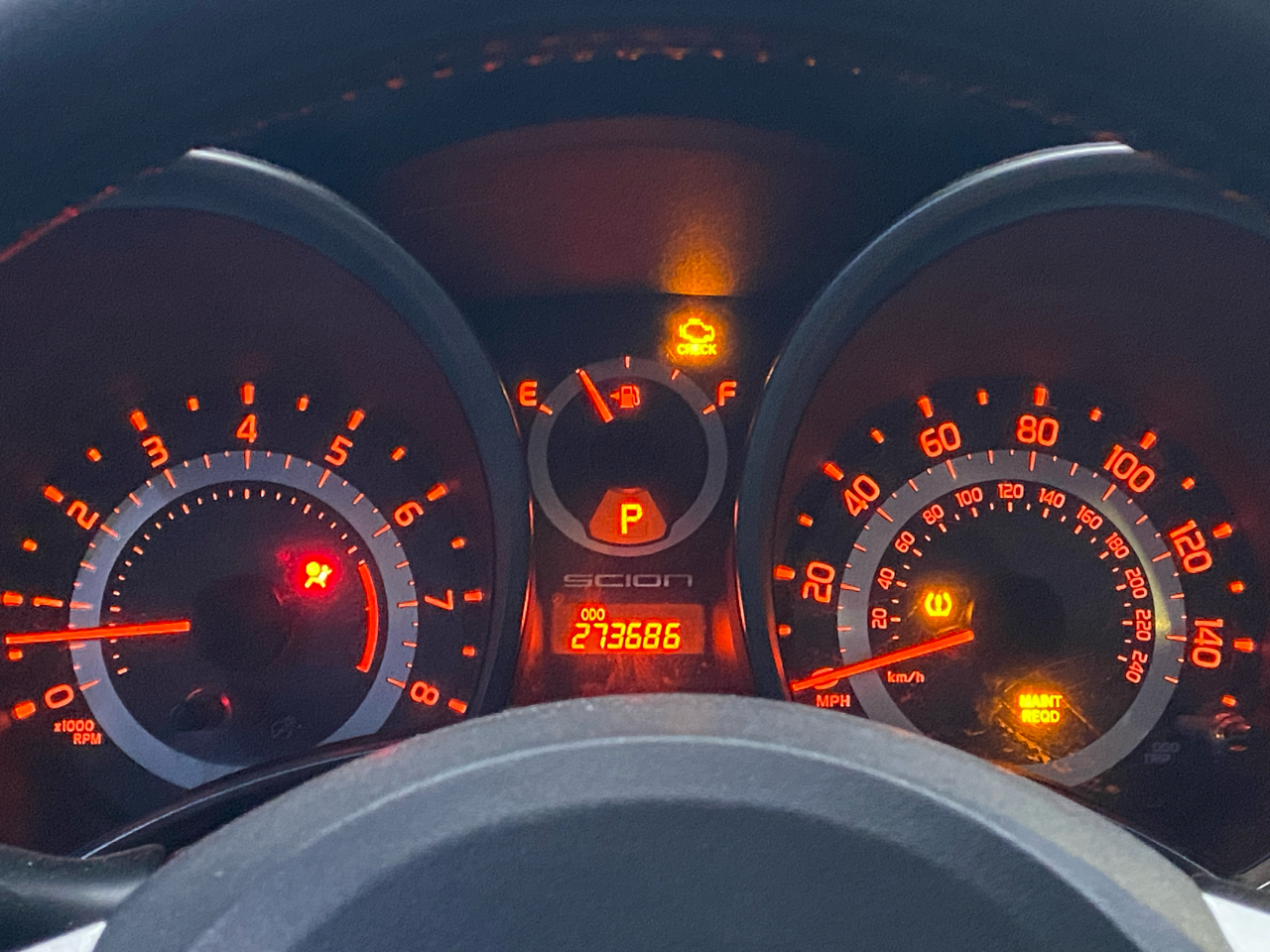 Scion tC 2dr HB Man (Natl) 2011