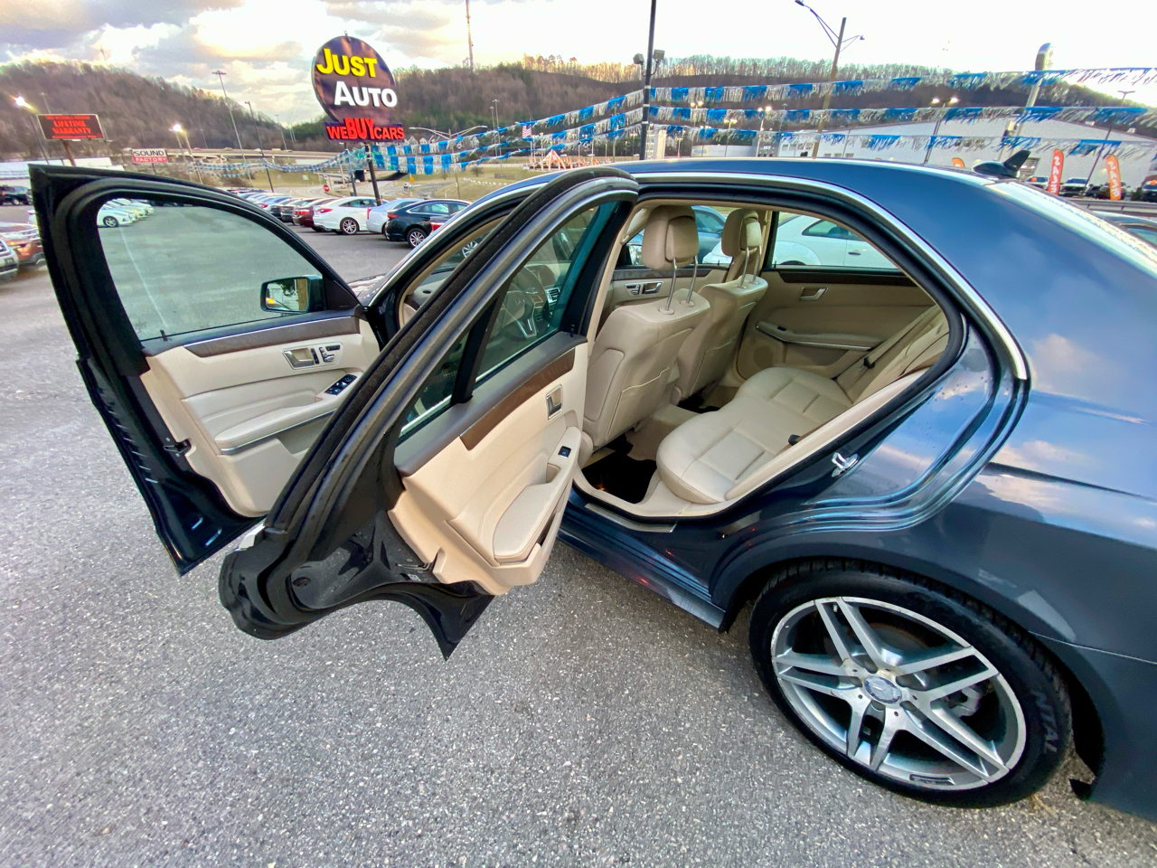 Mercedes-Benz E-Class 4dr Sdn E 350 Sport RWD 2016